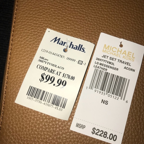 NEW MK crossbody - Picture 3 of 3